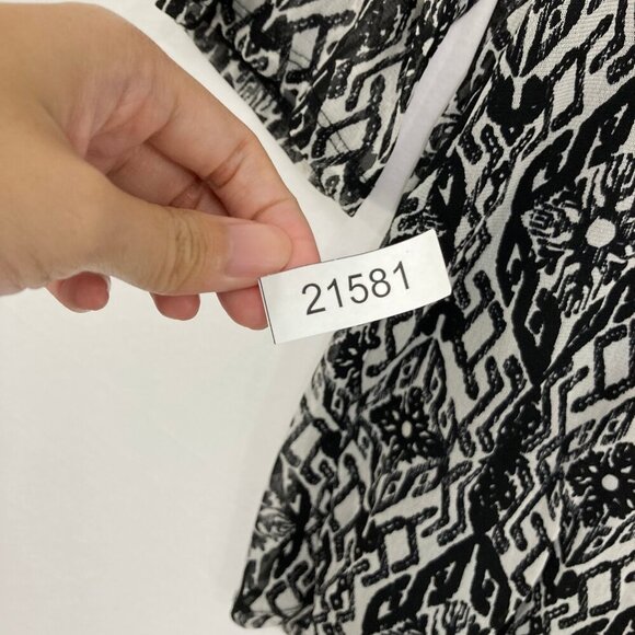 INC International Concepts 1X Black White Artsy Mesh Stretch Embellished Blouse - Picture 11 of 11